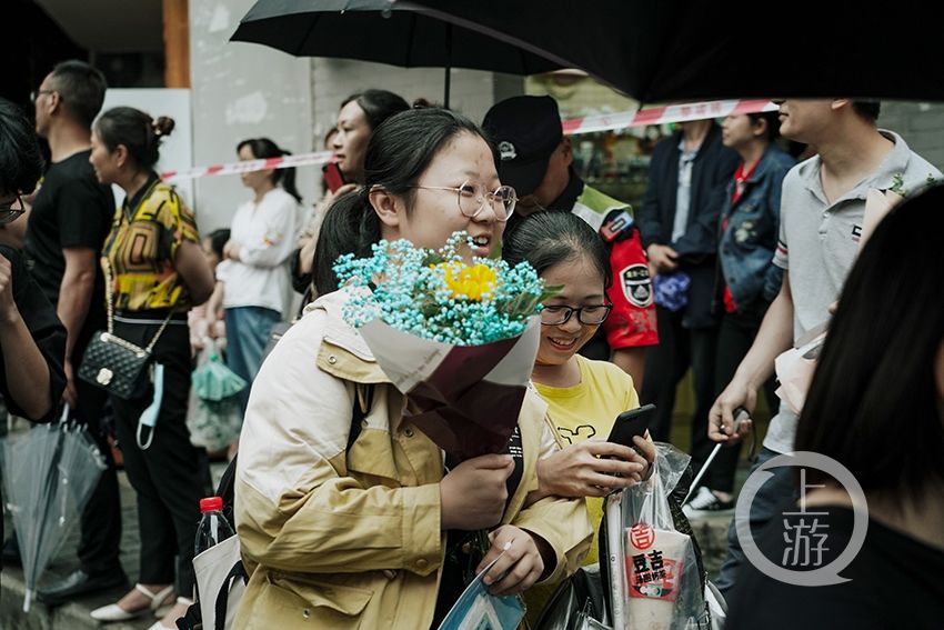 鲜花|高考结束！前面是星辰大海，奔跑吧，少年！