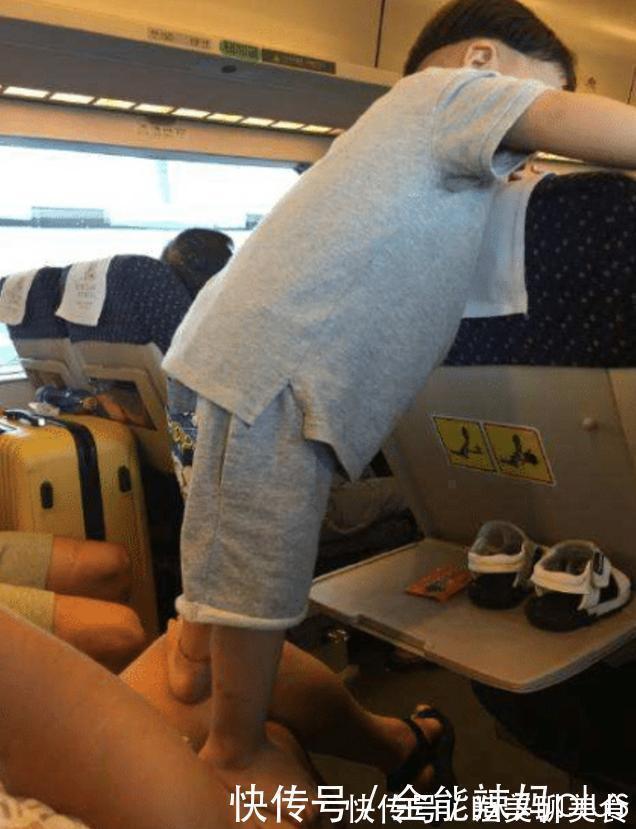 小男孩|只因妈妈一句话, 10岁儿子纵身跳下站台:教废一个娃有多容易