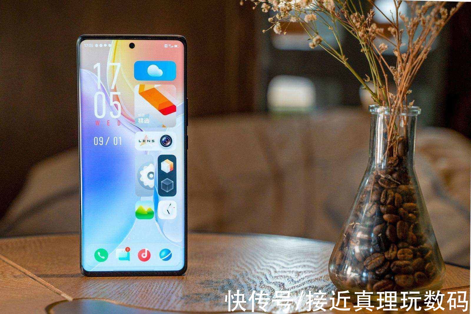 预售量|环球时报、央视网助攻，X70 Pro+创蓝厂高端手机历史预售量第一