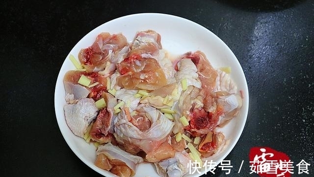 土豆|土豆别再炒丝了,像我这样烧,味道比鸡肉好!