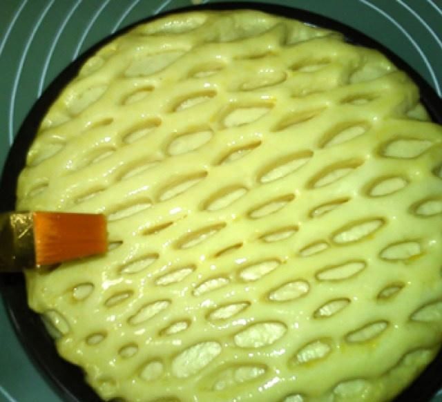 猕猴桃果酱面包,烘烤成金黄,看起来效果也还算不错