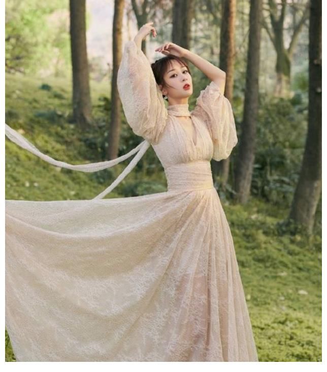 杨紫，离开欢瑞的实力花旦， 你们期待她接下来的表现吗