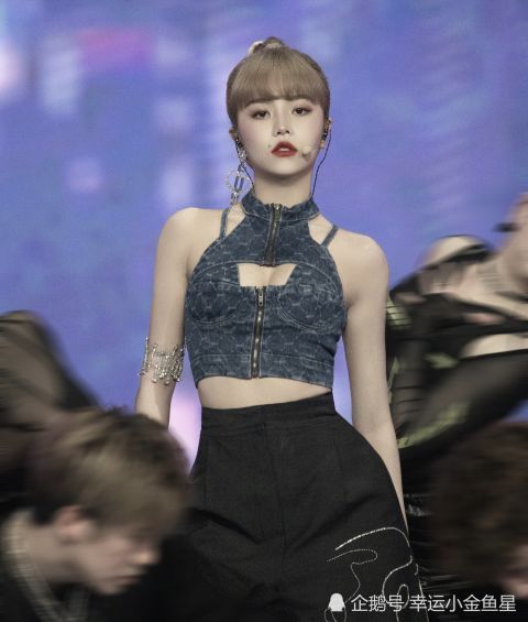 陈卓璇|原来喻言也参加了《爆裂舞台》,而且前两轮内选都是第一名