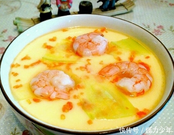 鸡蛋和此物配着吃,乌发护肝,睡眠倍儿棒,吃过的都说好!