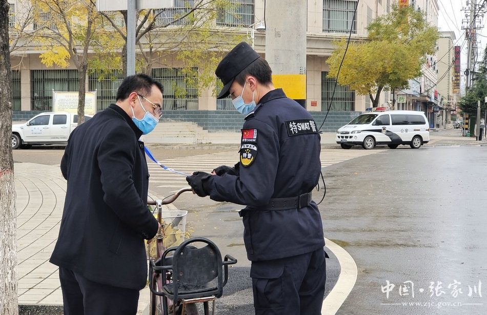 张家川|【疫情防控 一线报道】张家川：最美“警色”守护万家平安