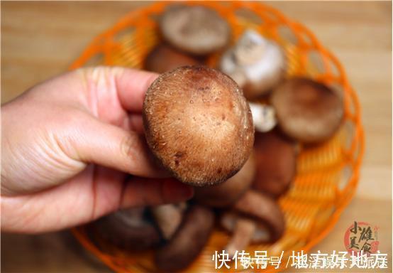 买香菇时,看见这几种建议不要买,菜贩子从来不吃,涨知识了?