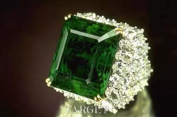 拍手|九大传奇珠宝之一,稳居拍卖榜首,收藏者的经历更是令人拍手称奇