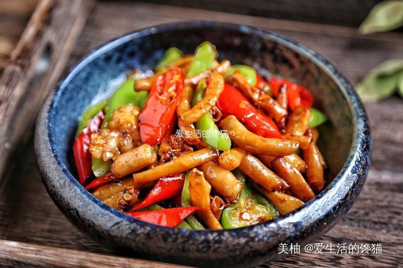  大拇指|冷天别忘了吃它，香辣下饭，真够味，炒一盘上桌，吃过都竖大拇指