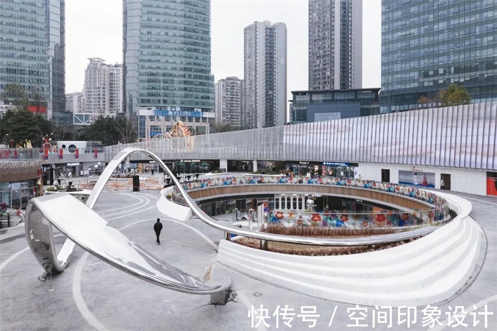 商业|构建艺术+商业的更多可能,东原The Oval 一奥天地与重庆的协同进化