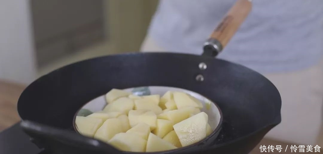 教你做土豆全网最红的吃法,不光颜值爆表还好吃到舔盘子