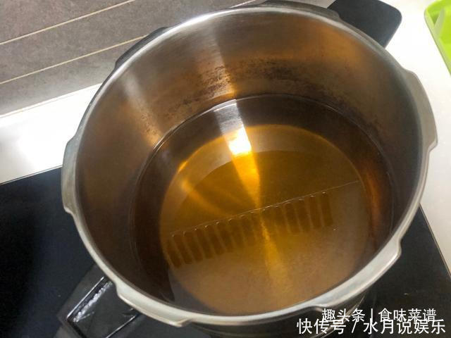  大厨|花椒油直接用油炸不对，大厨教你正确做法，又香又麻，方法还简单