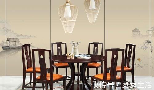 餐桌|餐厅饭桌选圆的还是方的好?一听老师傅说的话,才知我家没买对