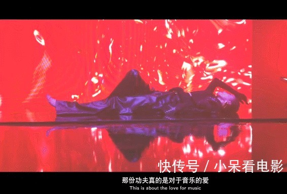 童颜|张韶涵肖战也太默契了!37岁的她少女颜漫画腿不输90后小花······