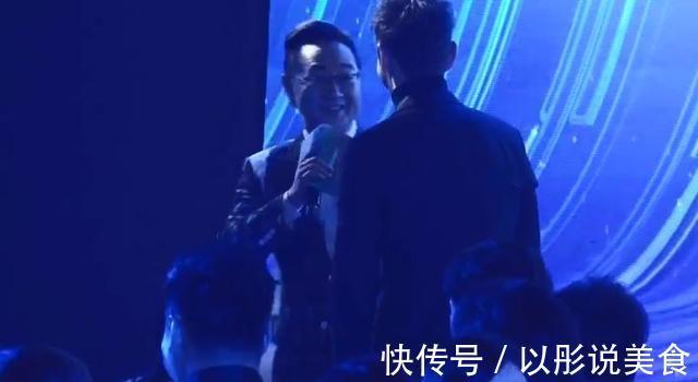 黄晓明活动现场再现“明言”,一句“您大还是我大”让张绍刚尴尬