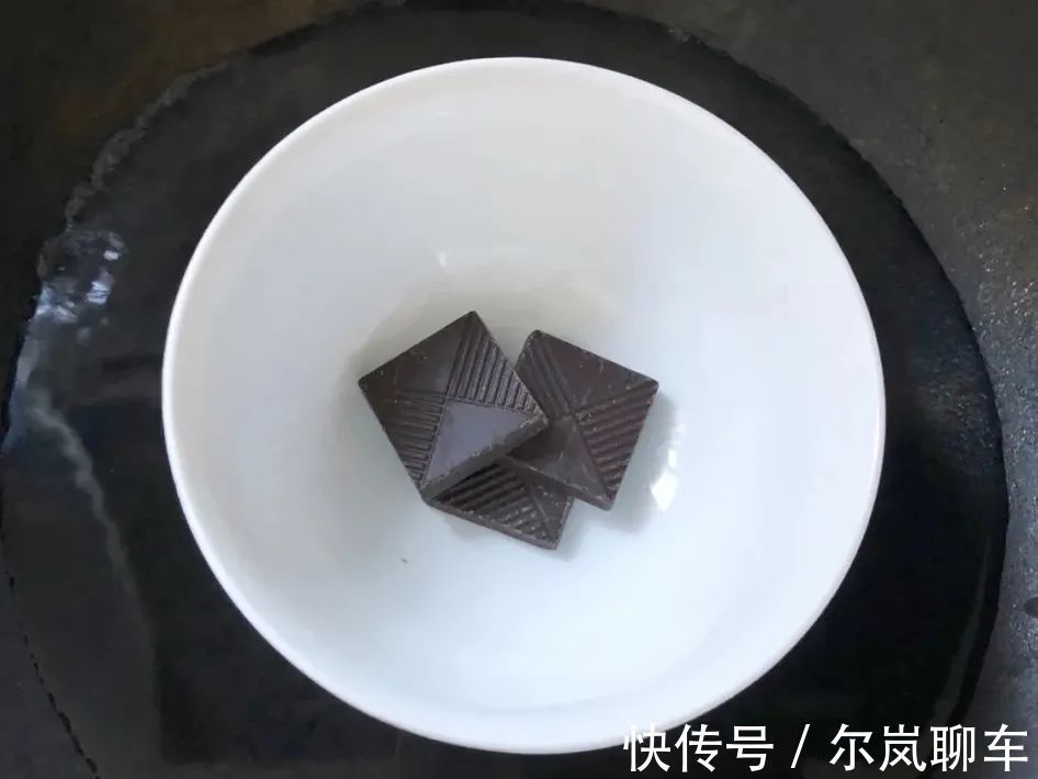 好吃|没人可以拒绝，好吃到舔手指的脏脏蛋糕，吃多少都不腻！