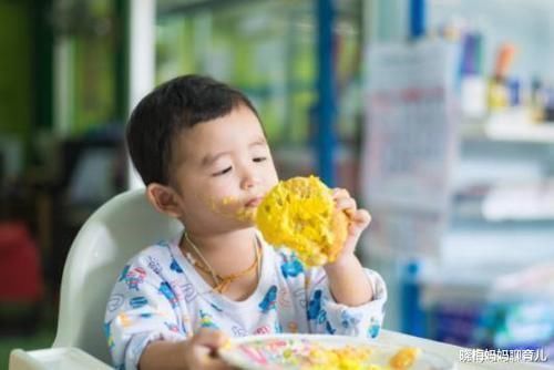 发育|中国老人的“糊弄式早餐”,正在影响孩子发育,父母要及时阻止