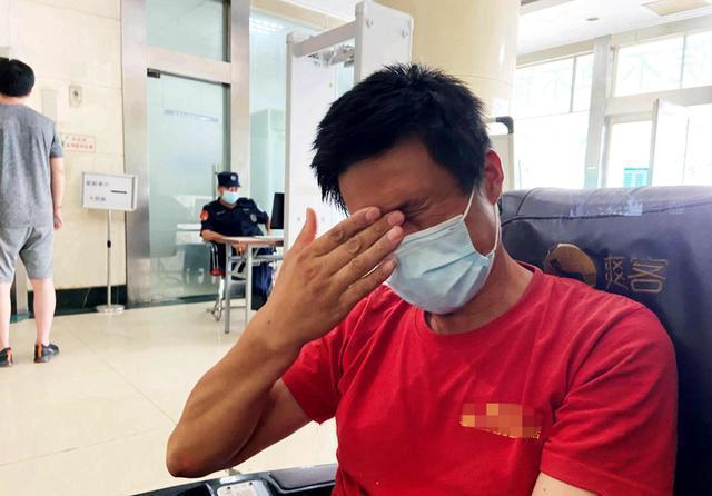 小女孩|农家小女孩得了白血病,刚治“好”就复发了,爸爸除了哭还是哭