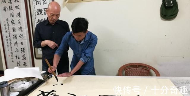 书法艺术@他这样写魏碑书法,多次获得全国书法大赛奖项,如今又写出意境美