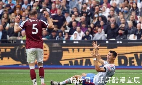 更衣室|没有金球,这么狂英超旧将C罗只顾自己数据,曼联被带入泥潭