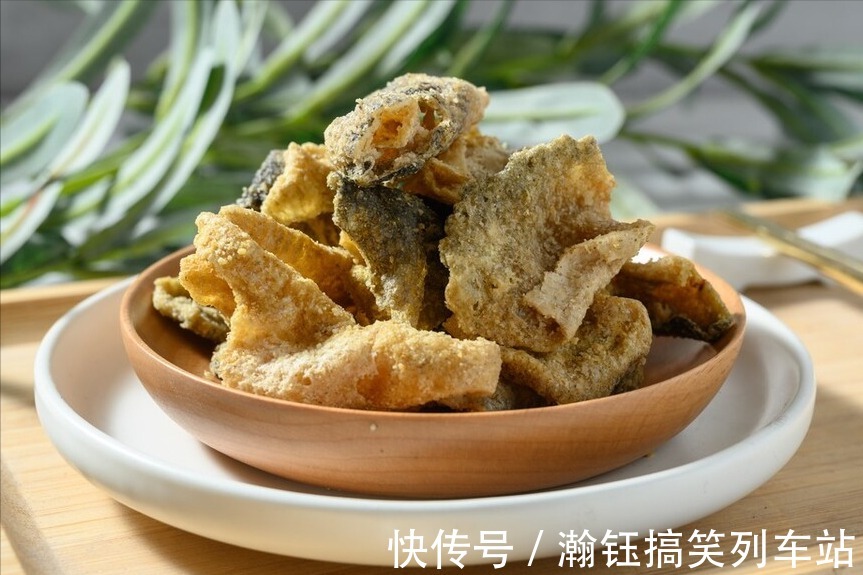 食材|夏天遇到这食材，我从不手软，10块钱一斤，炸一炸嘎嘣脆，太香了