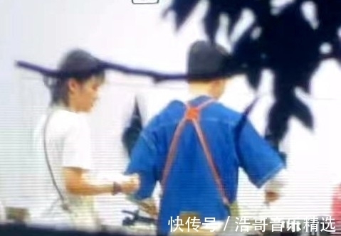 周也|中餐廳最新路透,姚安娜多看龔俊一眼都被罵,節(jié)目未播就遭受網(wǎng)暴