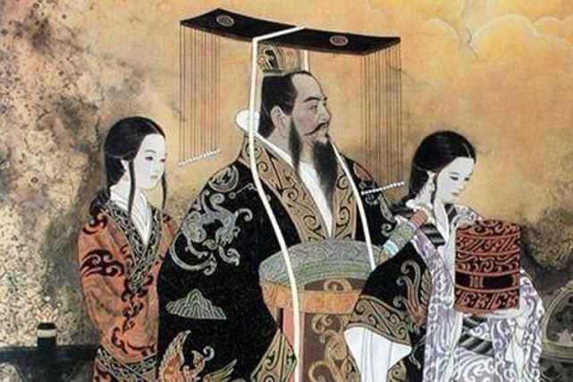 黄色的龙袍|同样是龙袍，为啥别的皇帝是穿黄色的，秦始皇却是穿黑色的？