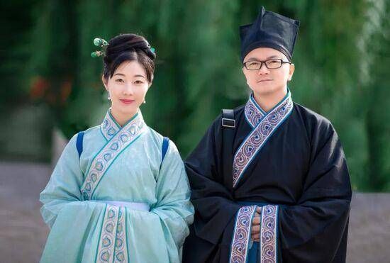 产业|“汉服第一城”观察：最火国潮产业的转型前夜