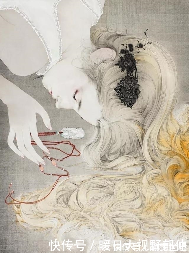 美人图$这美女画美人图,一画就是三年多,美上天