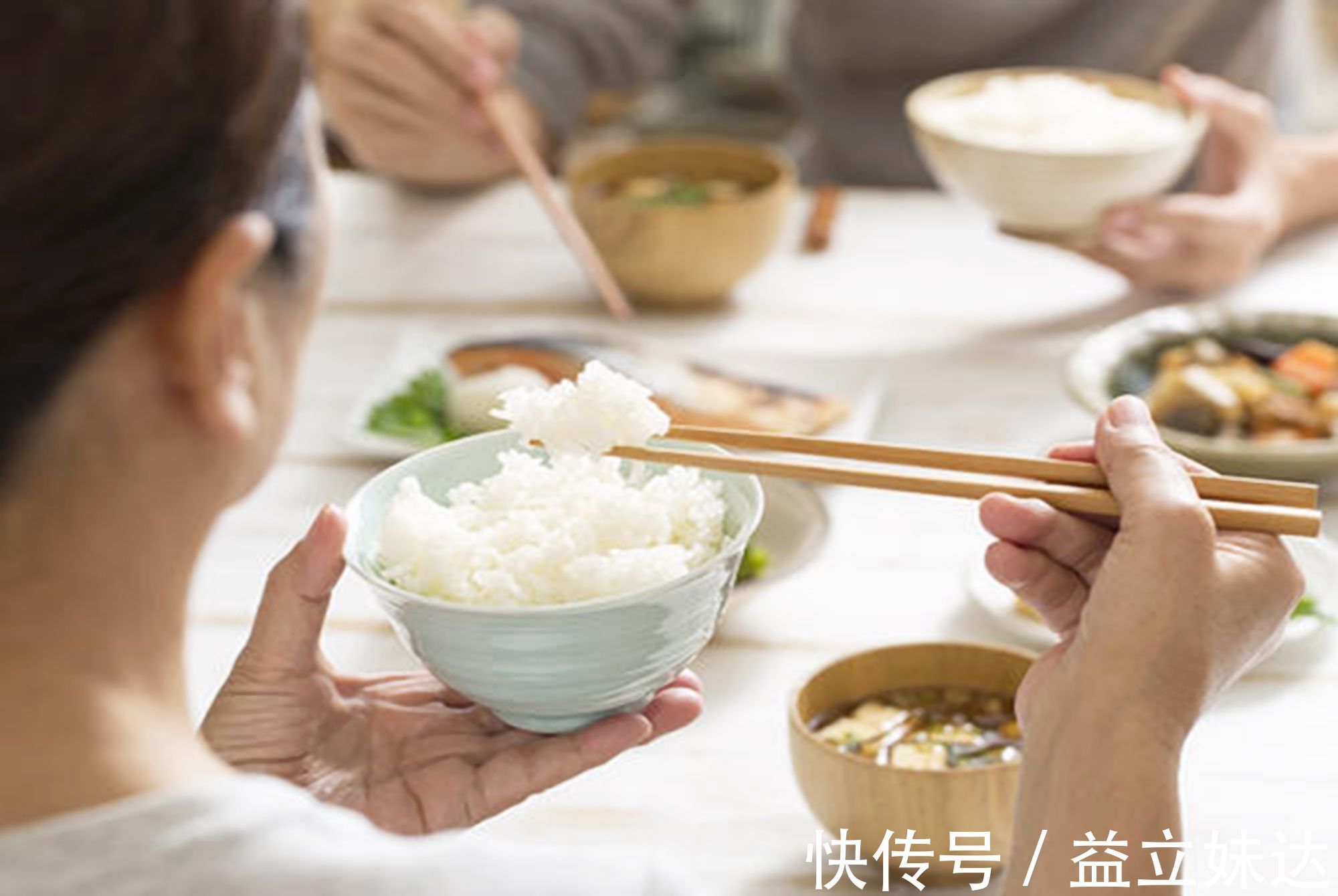 小陈|孕吐反应可以看出生男生女?是科学还是传说?宝妈早知道早好