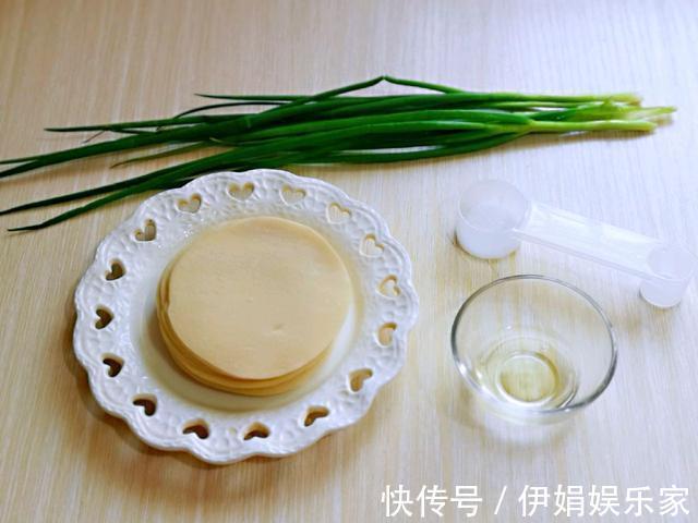 小葱|饺子皮买多了怎么办教你一个重新利用的小方法,实用还好吃