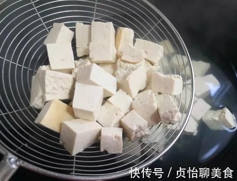 鲜嫩|做麻婆豆腐时，很多人少了关键一步，豆腐难吃不入味，口感不鲜嫩