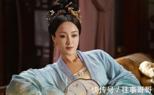 情郎$这首不出名诗词,埋藏在千年前的书卷里,偶然一瞥惊艳来