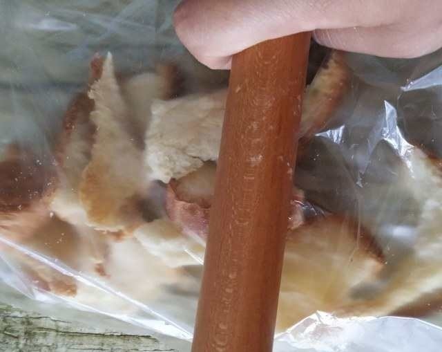 教你自己做面包糠，2元钱的成本可以做一碗，太便宜，太简单了