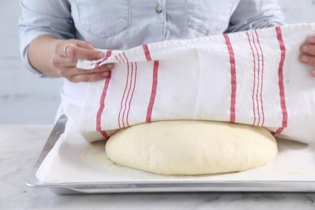  发面|酵母粉、泡打粉、小苏打的区别是什么？用法各不同，别再用错了