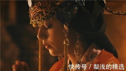 佛塔#西夏黑水城佛塔发现一具神秘女尸,已被囚禁700多年,她是何人?