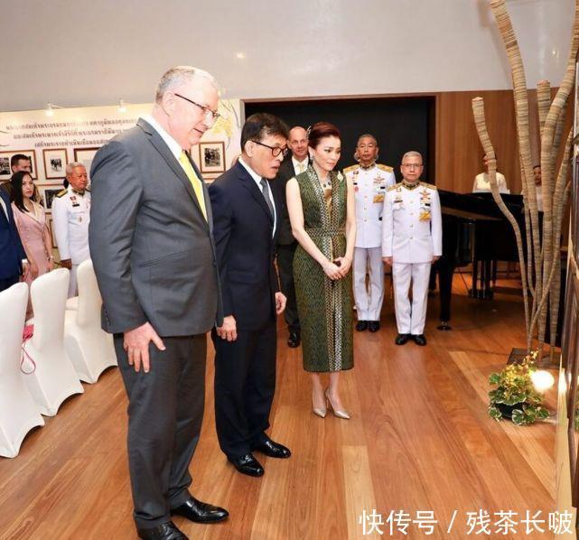 苏提达戴上诗丽吉太后压箱底项链！比诗妮娜的更奢华，待遇大不同