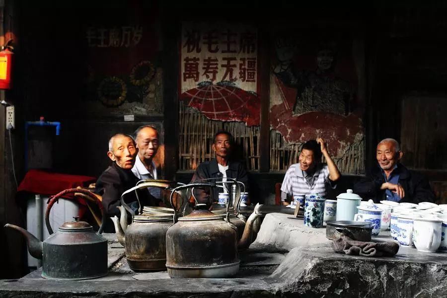 茶馆|老茶館裏，飲一杯舊時光