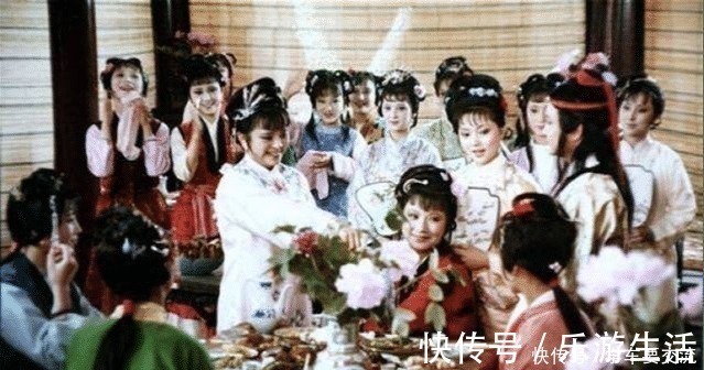 老太太@唯一在贾府抄家中全身而退的人,却被称为《红楼梦》中最阴暗的人