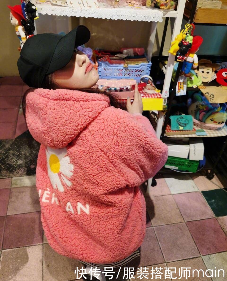 品牌|这8个品牌的几十款毛茸外套,不仅保暖还显时髦,学生党也买得起