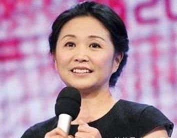 孟非|陪伴《非诚勿扰》6年，离开时让孟非挥泪的黄菡，今过的怎样