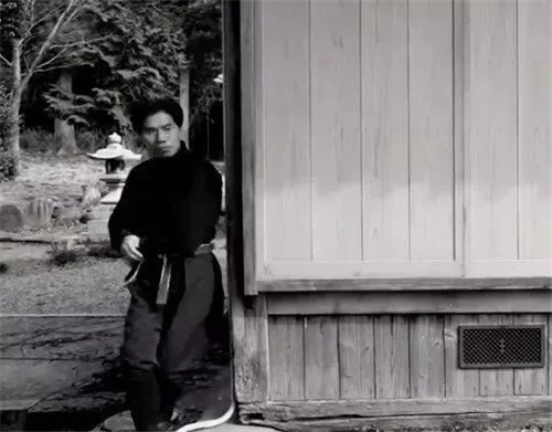 日本最后一位忍者能听到隔壁房间的针落声,如今技艺面临失传