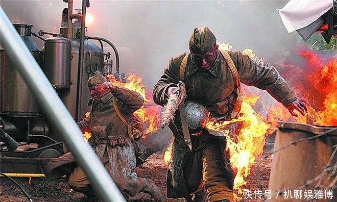 激烈|二战哪场战役最激烈？战场65公里外，借着交战火光你都能看书