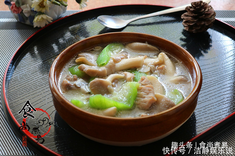 煮汤|进入深秋，我家三天两头喝这碗汤，十多块钱煮一锅，去燥润肌肤