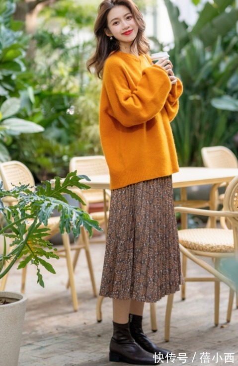 穿搭|建议多穿“针织衫”,选择这4种颜色,搭配半身裙、牛仔裤很时髦