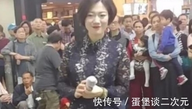 李谷一|她是《星光大道》的冠軍,屢次登上春晚,如今卻在街頭賣唱!