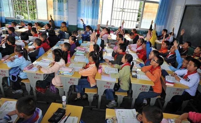 午睡|经常午睡和从不午睡的娃,4个方面差距不是一般大,家长看得心疼