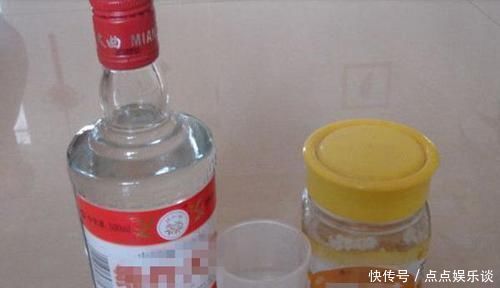 麦粒|推荐的两款自制麦粒饵,钓鲫鱼很好用,而且小鱼不闹窝!