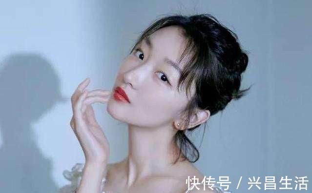 一般人|女人脸型有4种,如果你是第三种,不化妆也好看,一般人只能羡慕