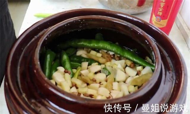 教你青辣椒的正确腌制方法，香辣好吃又下饭，做法超简单
