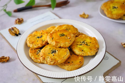 不用泡打粉的核桃酥,做法简单零失败,酥香可口入口即化,太香了